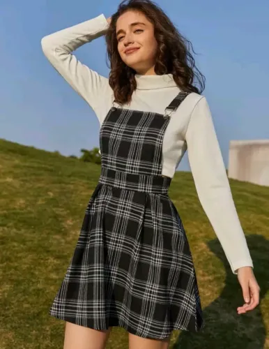 Macacão vestido da Romwe tamanho L chinês novo.