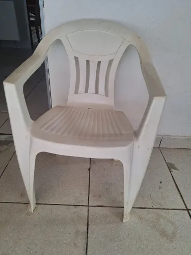 Cadeira de Plástico