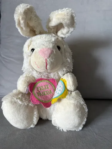 Coelho da Páscoa de pelúcia
