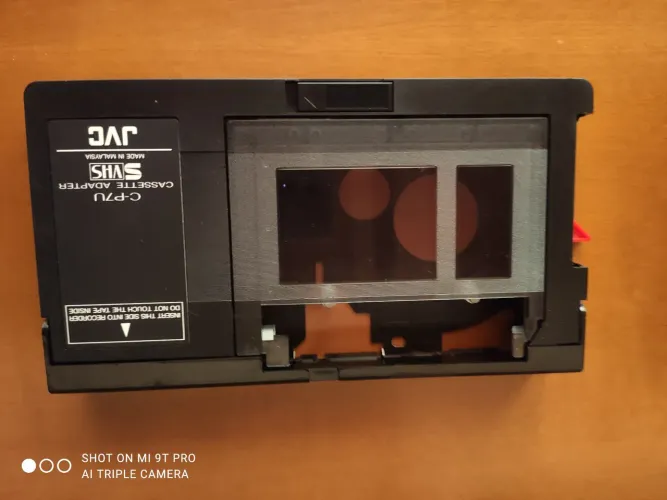 Adaptador JVC VHS-c