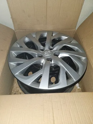 Vendo 04 rodas ferro novas com calota corolla aro16 R$ 900