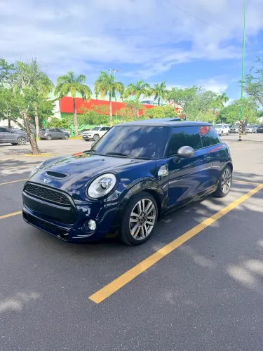 Mini Cooper S Seven 2.0 Turbo 16V 3P Aut. 2017