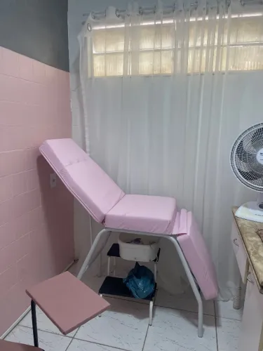 Cadeira manicure e maca 3 posições 