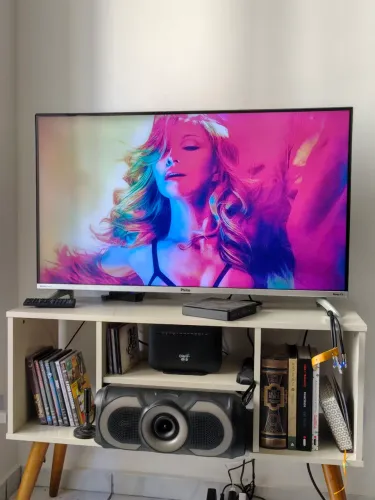 Smart Tv Philco 40 Roku Full Hd - Ótimo Estado (*detalhe)