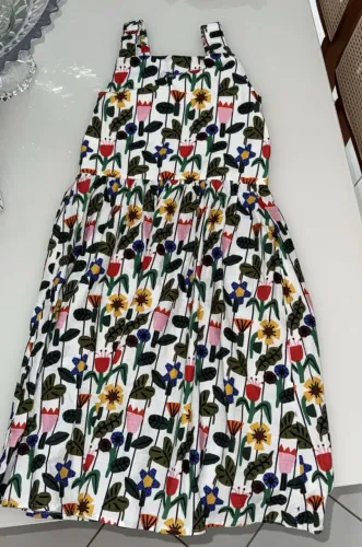 Vestido fábula infantil 