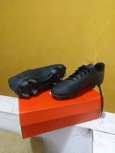 Chuteira Campo Nike Mercurial Vapor 16 Club