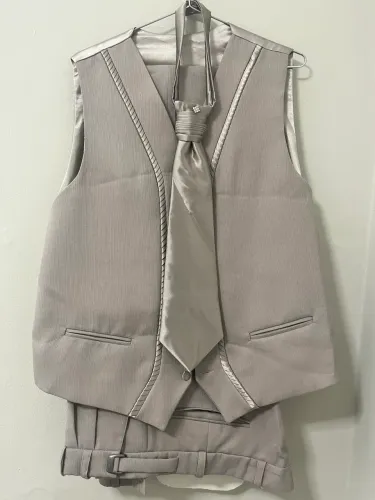 Traje noivo completo