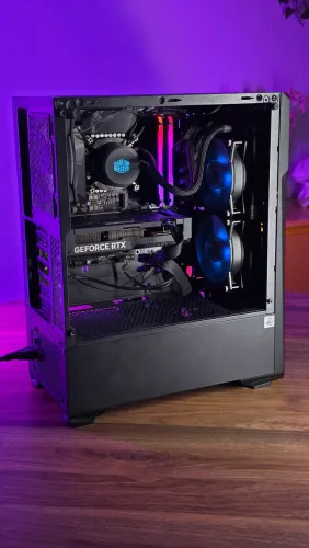 PC Gamer I7 10700k + 4060 TI + 16GB RAM