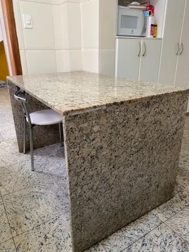 Mesa de granito 