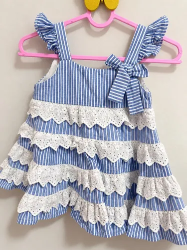 Vestido menina marca importada
