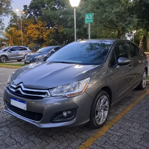 Citroen C4 Lounge Exclusive 1.6 Turbo 4P Aut. 2014
