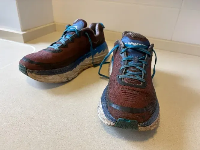 Tênis Corrida Hoka Bondi 5 - Tam. 44 (12 Us)