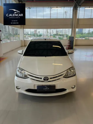 Toyota Etios X 1.3 Flex 16V 5P Mec. 2015