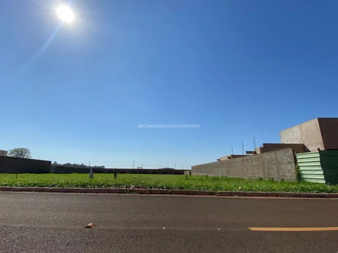 Terreno à venda com 2.231,00 m² no condomínio Mário Franco em Uberaba-MG