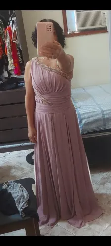 Lindo vestido de festas