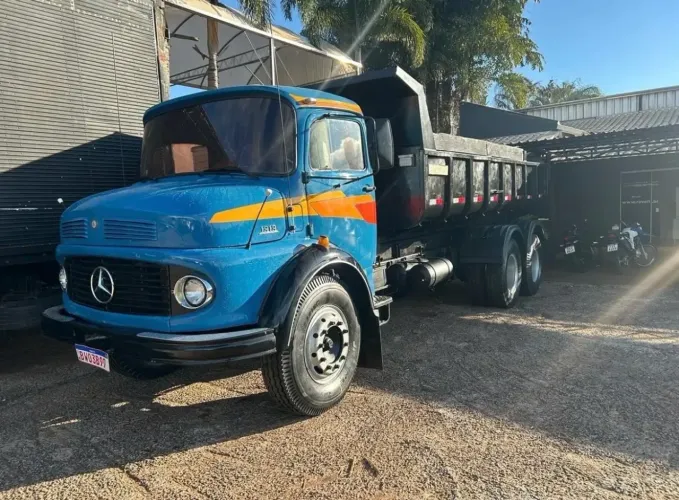 MB 1313 Caçamba basculante 6x2 Turbinado