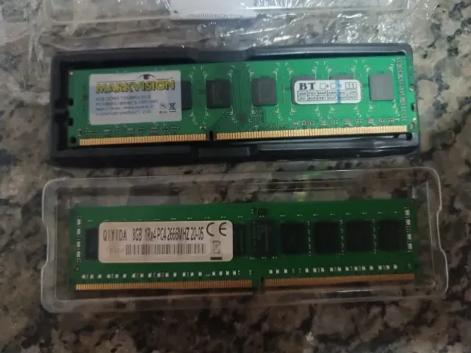 Memórias RAM DDR4 8GB 2666MHz e DDR3 4GB 1333MHz