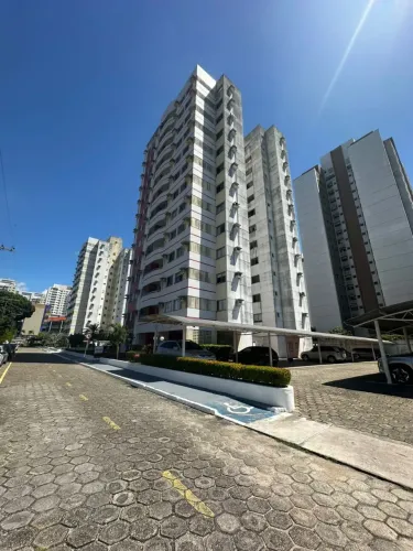 Florença Residencial Park / 3 Quartos / Andar Alto / Mobiliado / Nascente / Financia