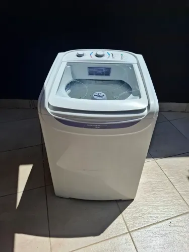 Máquina lavar Electrolux 