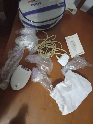 Depilador Philips Satinelle com acessórios e necessaire