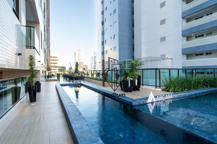Apartamento com projetados e varanda / sacada a 400m da praia do Bessa - AP3143