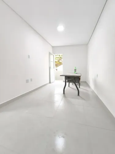 Imóvel para aluguel possui 60 metros quadrados com 2 quartos em Luz - São Paulo - SP