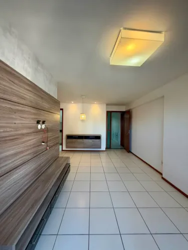 ALUGO APARTAMENTO NA PONTA VERDE