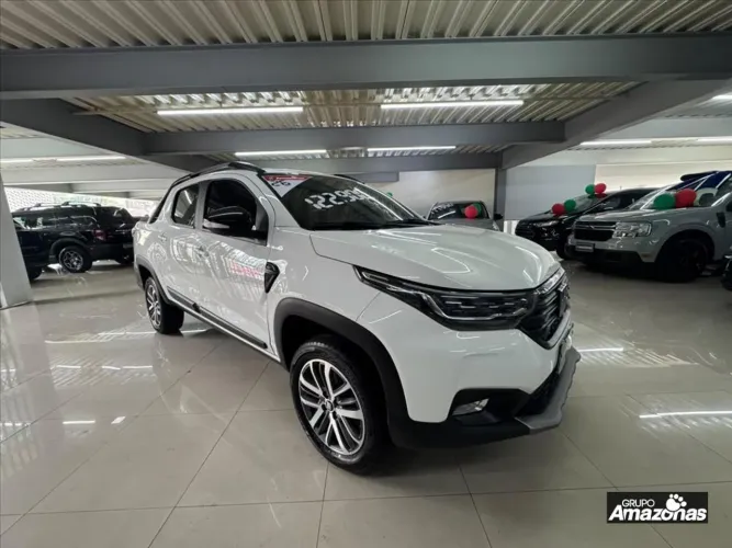 Fiat Strada Volcano 1.3 Flex 8V CD 2026