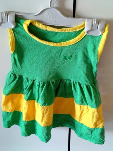 6 vestidos de bebê