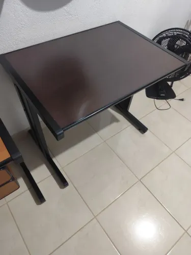Mesa de escritório - escrivaninha