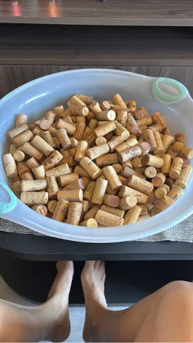 840 Rolhas de Vinho em Cortiça Natural + 140 Rolhas Sintéticas de Brinde 
