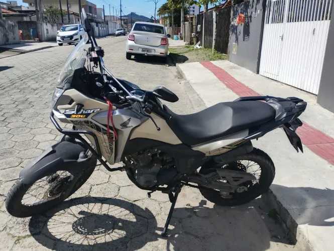 Moto Honda Sarah