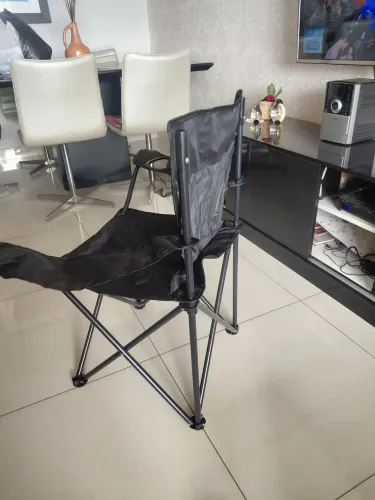 Vendo 02 cadeiras dobráveis novas