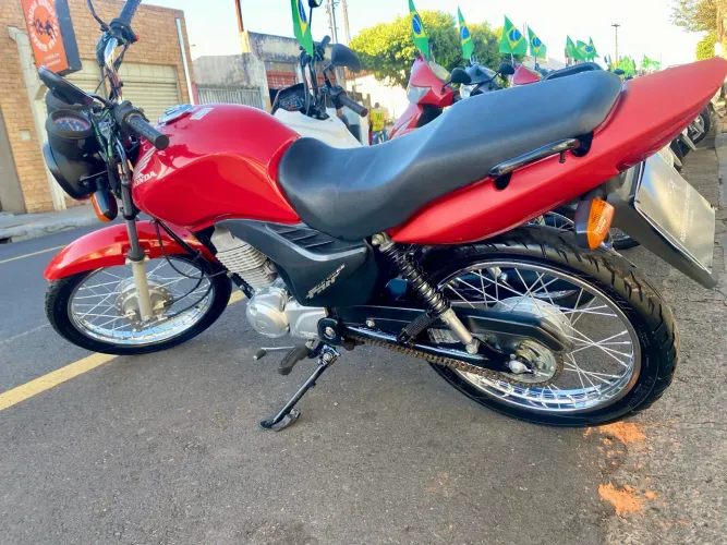 Vendo- HONDA CG FAN 125 ES 10/11