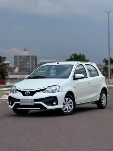Toyota Etios X 1.3 Flex 16V 5P Mec. 2018