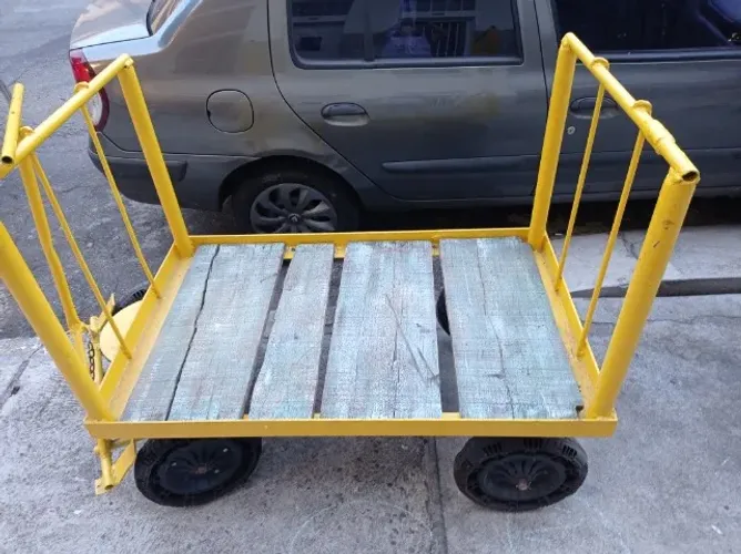Carrinho Plataforma C/ Eixo suporta ate 500 Kilos Usado (só Retirada) 120x70cm