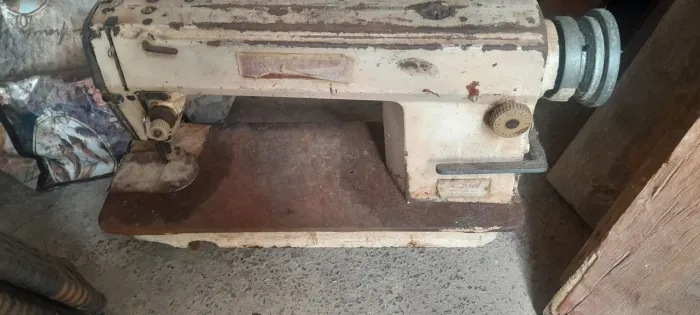 Maquina de costura