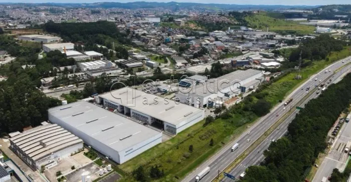 Galpão Modular com 1940m - Locação Jandira
