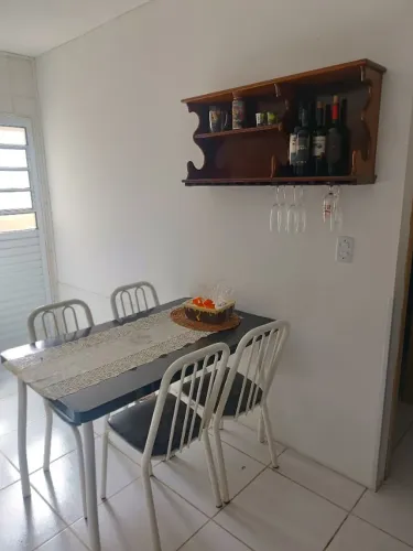 Vendendo toda mobília.