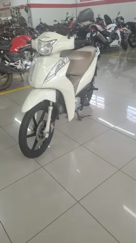 Vendo biz 125 completa 2018 - único dono