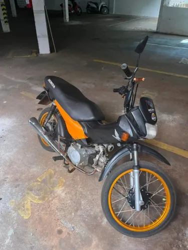 Vendo Pop 100 2012 ou troco