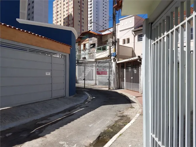 Casa de vila com 3 quartos à venda ou para locação em Santana - SP