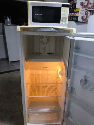 Geladeira Consul FROST FREE na promoção 799,00