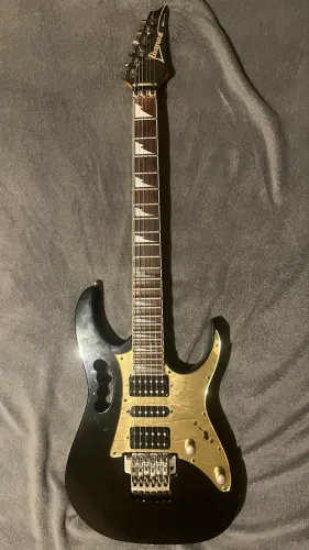 Guitarra Ibanez RG350EX custom. + case