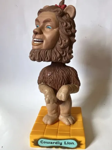 funko bobblehead leão covarde mágico de oz