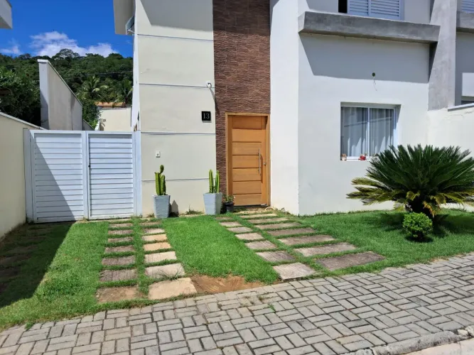 Casa a venda em condominio fechado na cidade Guararema