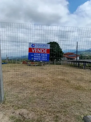 Terreno a venda com produção de energia solar em Quatis