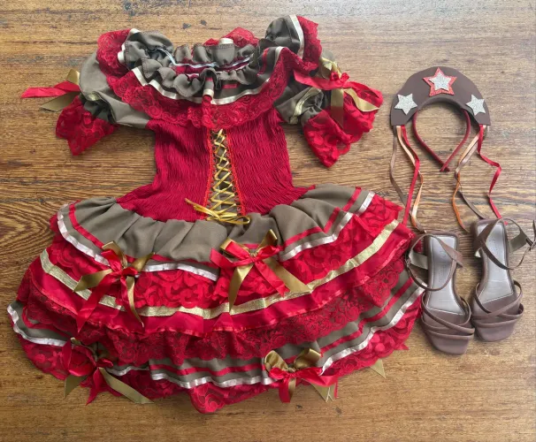 PRA VENDER LOGO!!  Vestido junino Maria Bonita (8 anos)