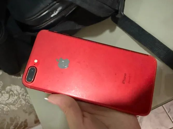 iPhone 8 Plus