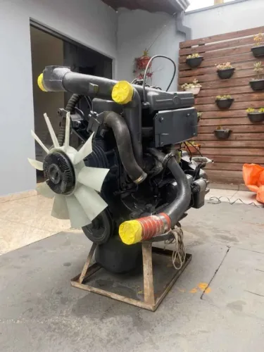 Motor OM 364LA MERCEDES BENZ